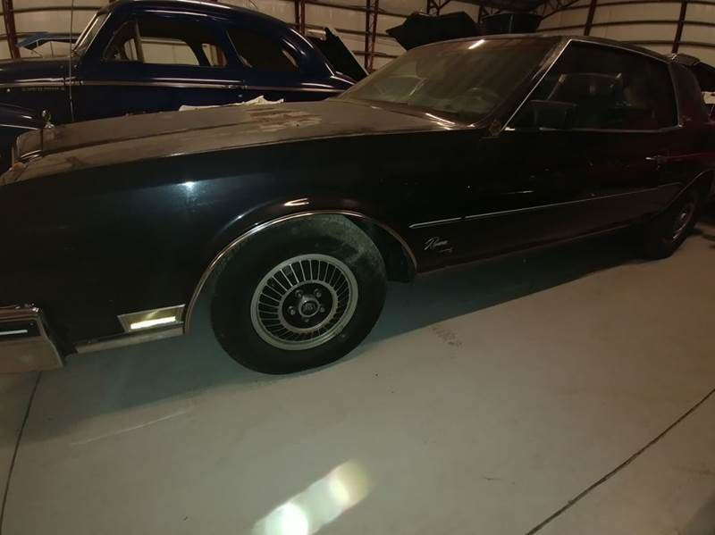 1985 Buick Riviera for sale at Classic Car Barn in Williston FL