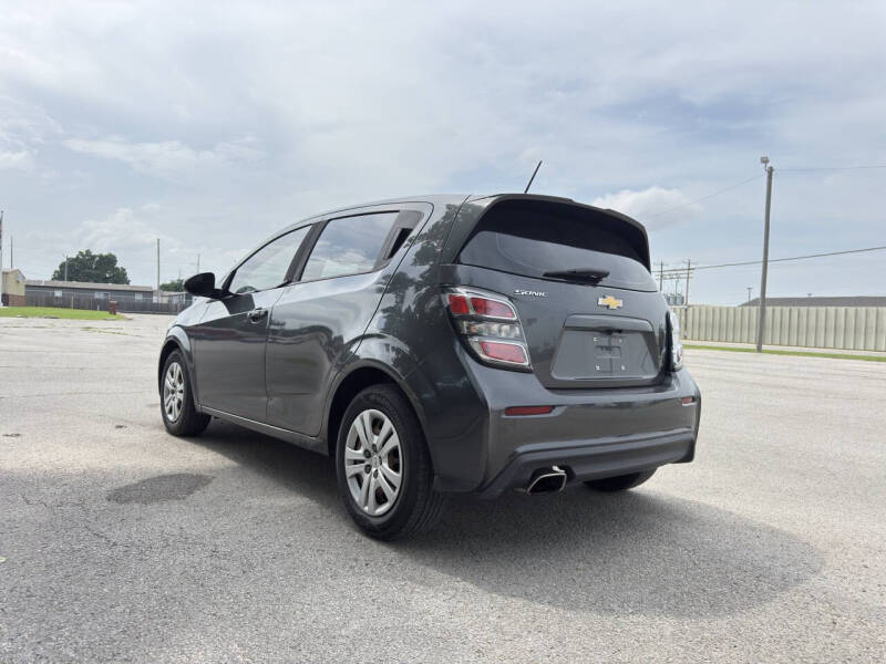 2019 Chevrolet Sonic LT Auto Fleet