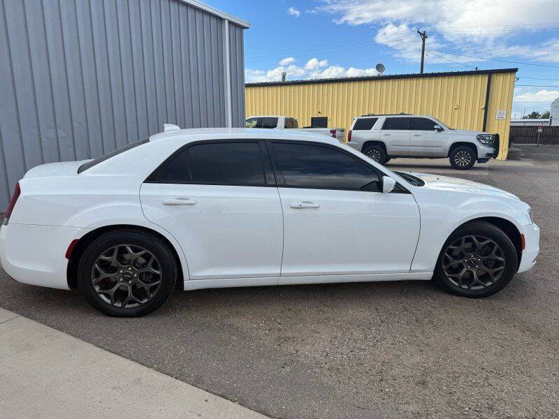 2018 Chrysler 300 S