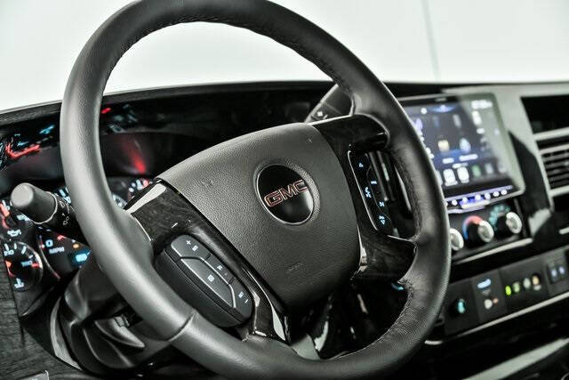 2025 GMC Savana 2500