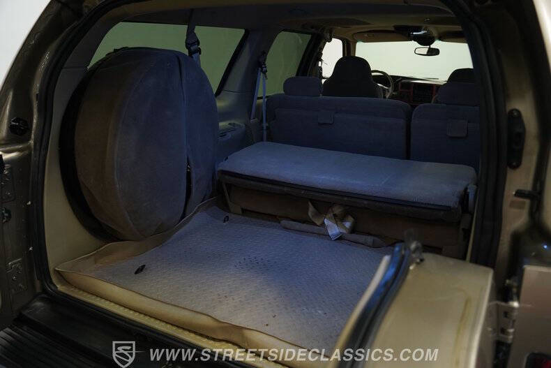 2000 Ford Excursion XLT