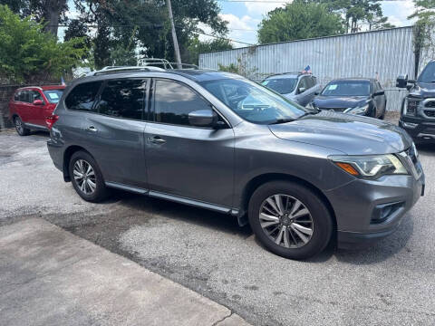 2018 Nissan Pathfinder S