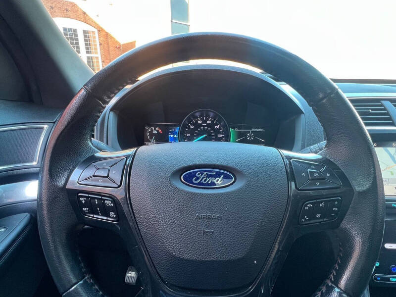 2019 Ford Explorer Sport