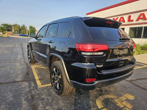 2020 Jeep Grand Cherokee Laredo