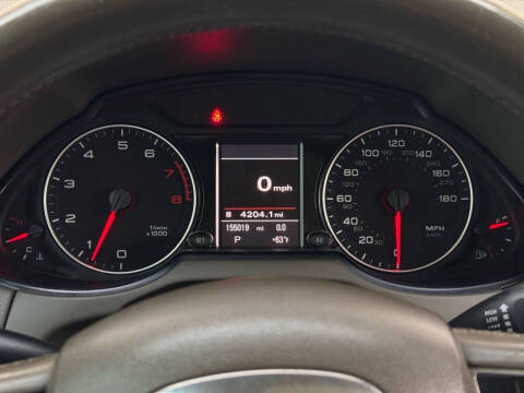 2012 Audi Q5 3.2 quattro Premium Plus