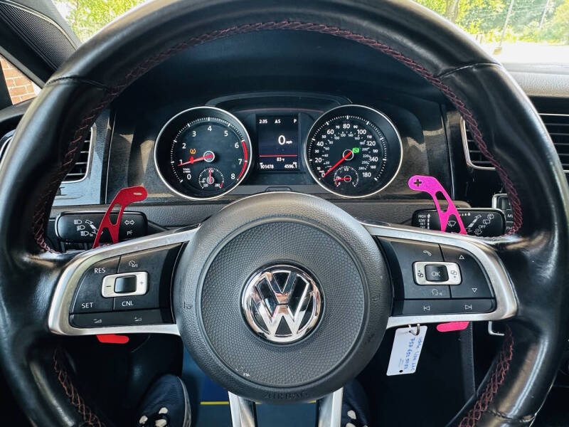 2017 Volkswagen Golf GTI S