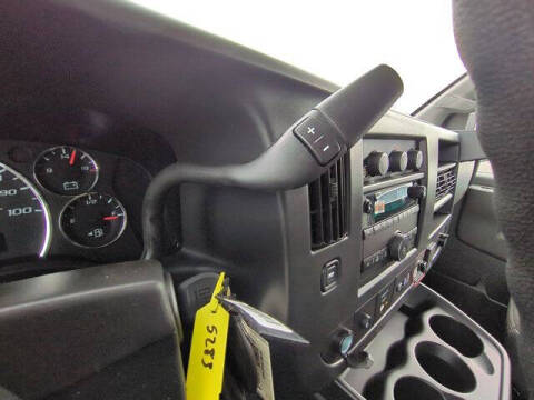 2025 Chevrolet Express 2500