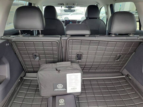 2025 Volkswagen Tiguan SE