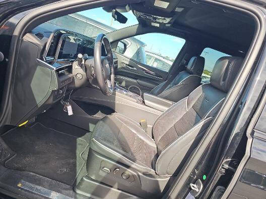 2023 Cadillac Escalade ESV Sport