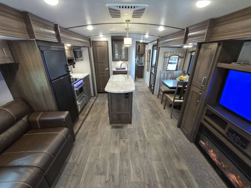 2019 Keystone RV Laredo