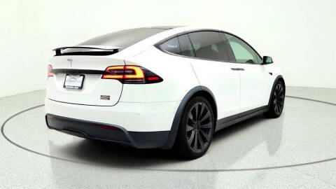 2022 Tesla Model X Plaid