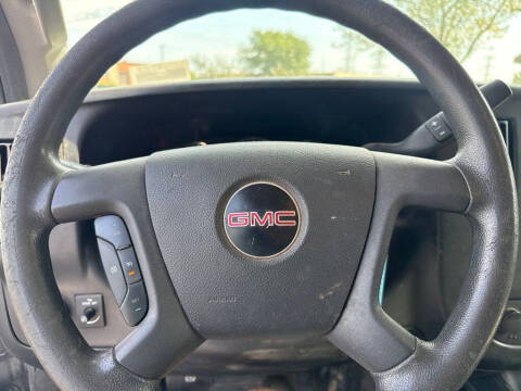 2017 GMC Savana 2500