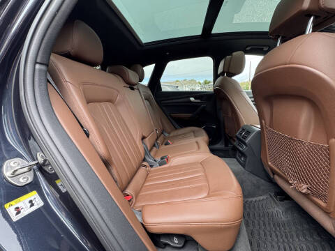 2020 Audi Q5 quattro Premium Plus 45 TFSI