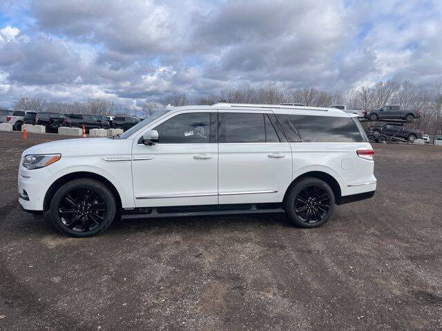2022 Lincoln Navigator L Reserve