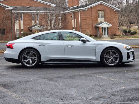 2023 Audi e-tron GT quattro Premium Plus