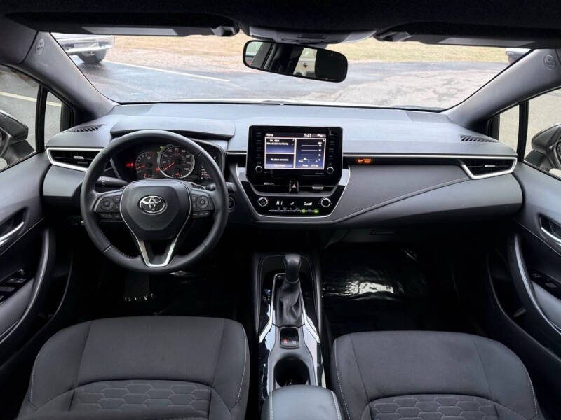 2022 Toyota Corolla Hatchback SE