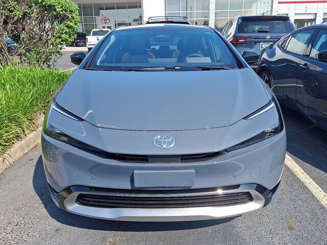 2025 Toyota Prius Plug-in Hybrid XSE