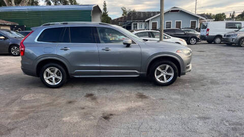 2016 Volvo XC90 T5 Momentum