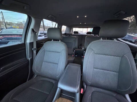 2019 GMC Acadia SLE-2