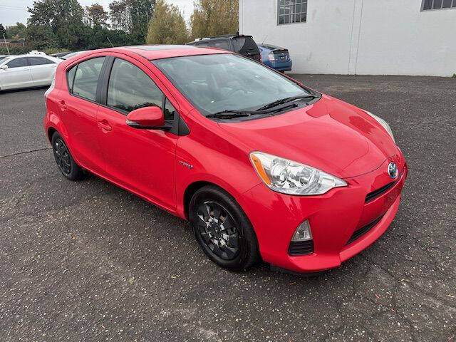2013 Toyota Prius c