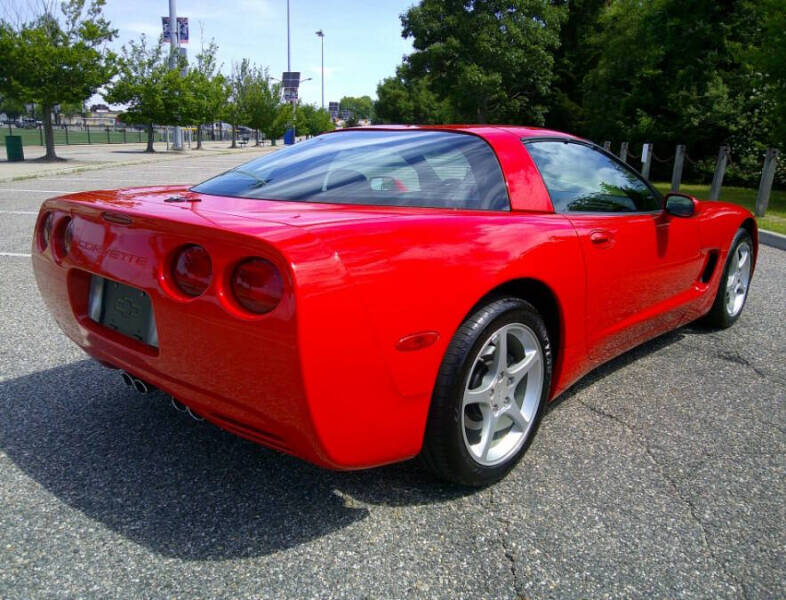 2004 Chevrolet Corvette