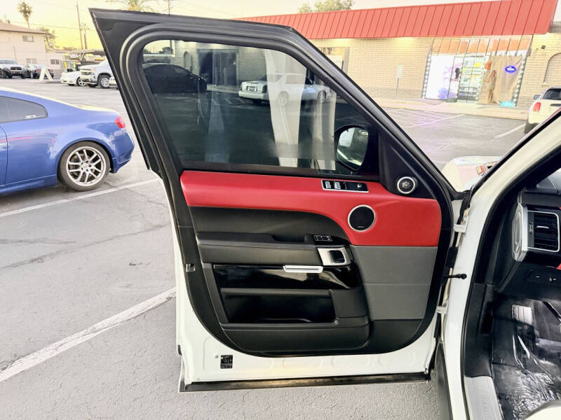 2020 Land Rover Range Rover Sport HST