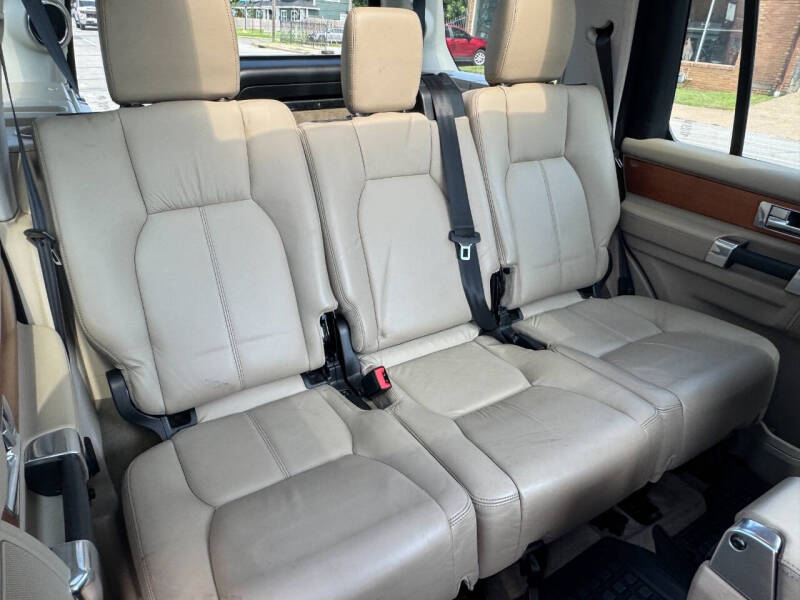 2011 Land Rover LR4
