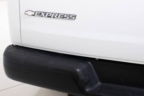 2017 Chevrolet Express 2500