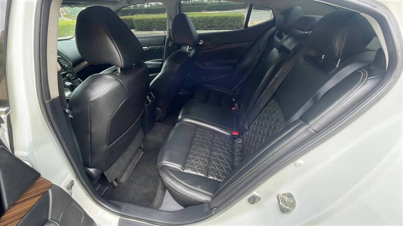 2016 Nissan Maxima Platinum