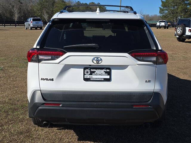 2019 Toyota RAV4 LE
