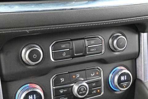 2023 GMC Yukon XL SLE