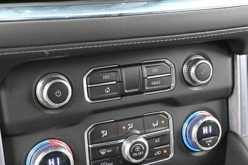 2023 GMC Yukon XL SLE