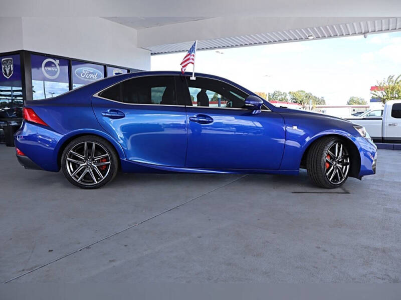 2019 Lexus IS 300