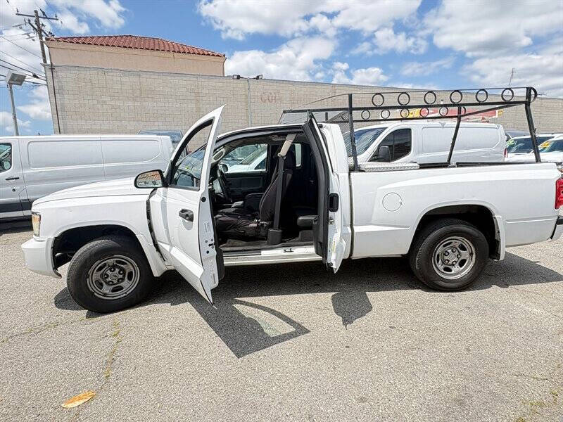 2011 RAM Dakota ST