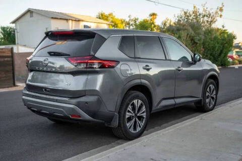 2022 Nissan Rogue SV
