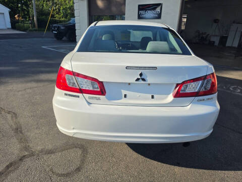2011 Mitsubishi Galant SE