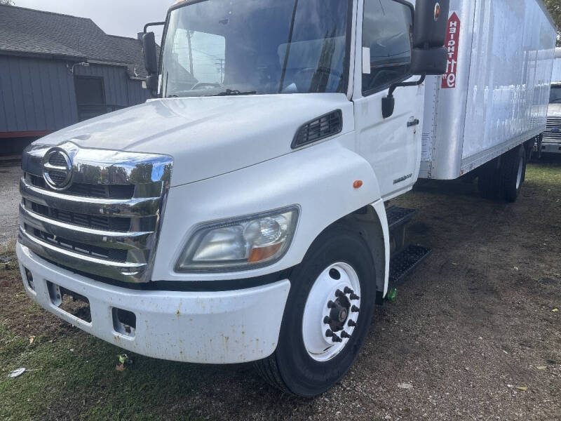2013 Hino 338