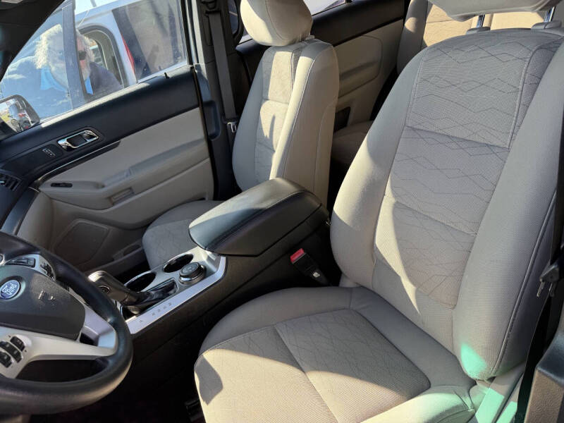 2014 Ford Explorer