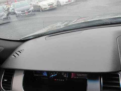 2013 Ford Taurus SEL