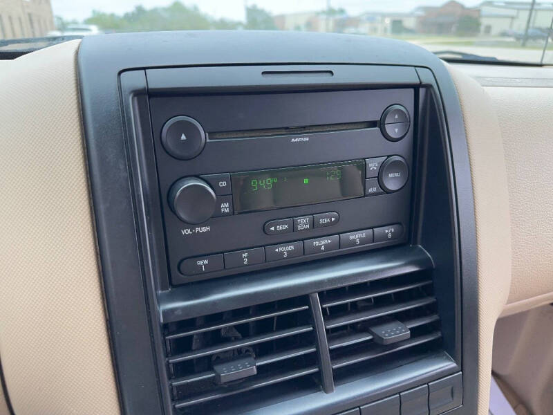 2006 Ford Explorer XLS