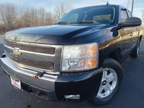 2007 Chevrolet Silverado 1500 for sale at Car Castle 2 in Beach Park IL