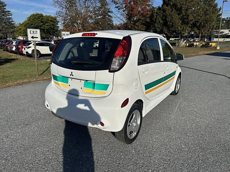 2012 Mitsubishi i-MiEV