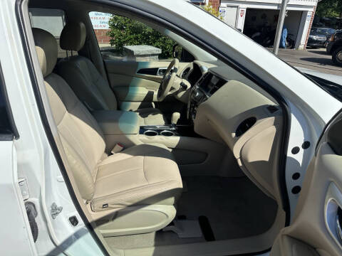 2015 Nissan Pathfinder S