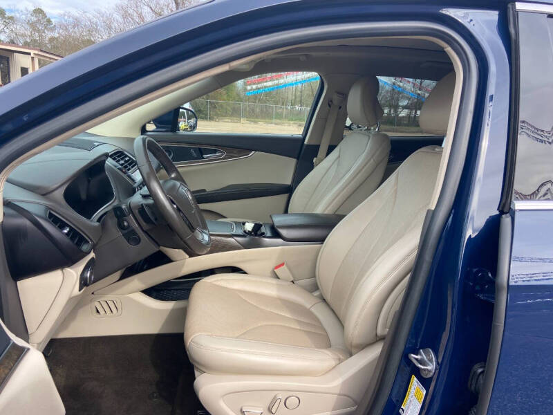 2019 Lincoln Nautilus Reserve