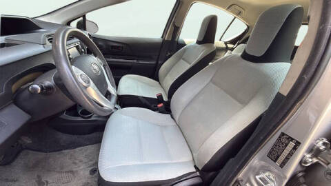 2015 Toyota Prius c One
