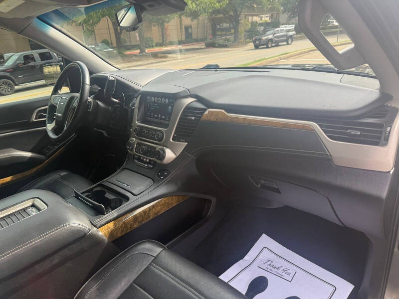 2017 GMC Yukon Denali