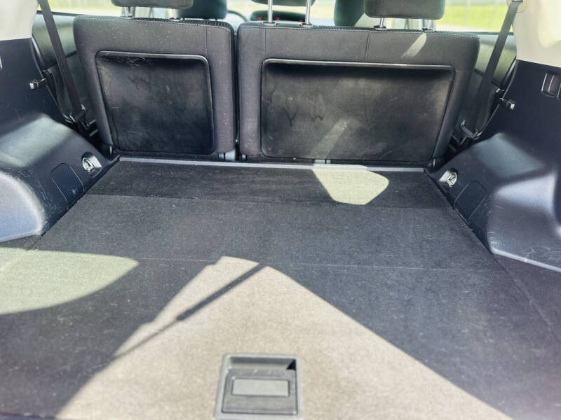 2015 Toyota Prius v Two