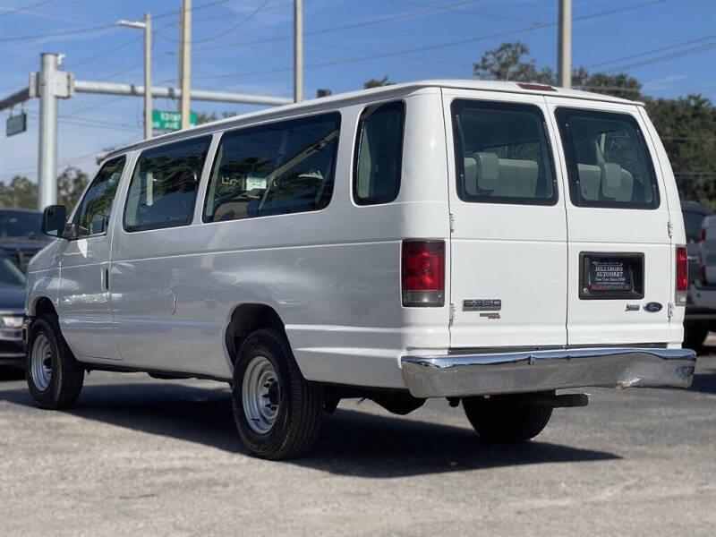 2011 Ford E-Series E-350 SD XLT