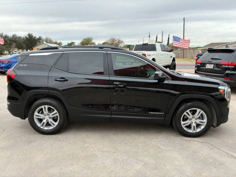 2022 GMC Terrain SLE