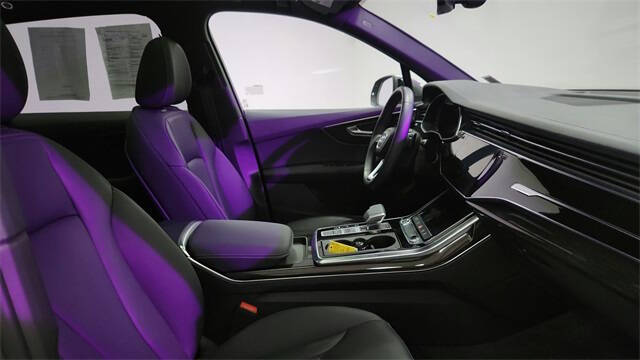 2025 Audi Q7 quattro Premium 45 TFSI